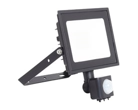 Ansell Lighting Eden LED projektør med PIR sensor, vist fra siden med justerbart beslag på hvid baggrund.