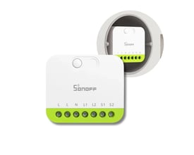 Sonoff MINI DUO er et hvidt Zigbee-smartrelæ med to kanaler og grønne tilslutninger, vist forfra og i en dåse.