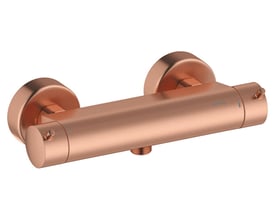 Damixa Iris termostatbatteri i børstet kobber med 2-grebs betjening og synlig termostatfunktion på vægmontering.