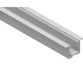 GSE tagskinne med dimensionerne 40x60mm og en længde på 2,40 meter, fremstillet i aluminium.