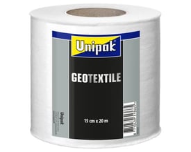 Unipak geotextil ses som en hvid rulle med synlig papkerne og en sort, grå og blå etiket mærket 15 cm x 20 m.