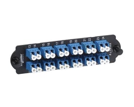 Lauritz Knudsen HD montageplade med 12xLC duplex SM-porte, blå adaptere og nummererede porte fra 13 til 24.