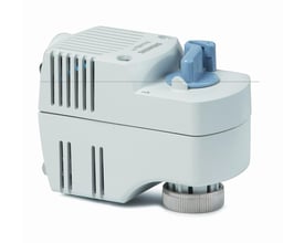 Siemens SFA71/18 zone aktuator i lys grå plast med blå betjeningshåndtag og ribbet overflade, isoleret på hvid baggrund.
