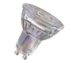 Nærbillede af en Ledvance LED PAR16 pære, der viser GU10 stiftsokkelen og den klare glasoverflade.