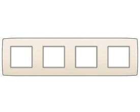 Niko Original 4-modul ramme i cream finish, med fire firkantede åbninger til stikkontakter.