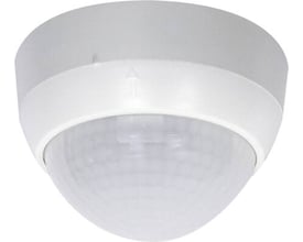 B.E.G. Luxomat PD4-M-1C-P tilstedeværelsessensor i hvid plast monteret på loftet med et 360 graders detekteringsområde.