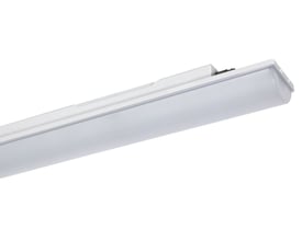 Lysel Innova 1200 ABS LED-armatur på 1175 mm med hvidt, aflangt armaturhus set skråt fra undersiden.