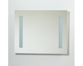 Godhavn spejl fra Loevschall, 80x65 cm, firkantet med to vertikale lysfelter i siderne, monteret på hvid væg.