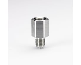Nærbillede af Danfoss sensor adapter G 1/2" pulse snubber i metal, viser både indvendigt og udvendigt gevind.