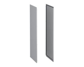 Schneider Electric sideplader i stål til PanelSeT SFN kabinetter, 1600x800 mm, vist som et sæt på to grå paneler med tætningsliste.