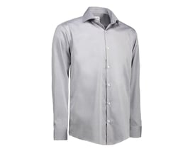 Nærbillede af Seven Seas skjorte i sølvgrå twill, viser detaljer ved kraven og knapperne på den moderne business-skjorte.