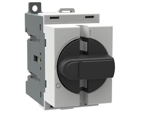 ABB 4-polet lastafbryder OT16M4 med 16A, viser det låsbare sorte drejegreb og hvidt hus monteret på DIN-skinne.