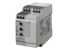 Carlo Gavazzi multifunktionstidsrelæ til DIN-skinne med drejeknapper og synlige tilslutningsklemmer.