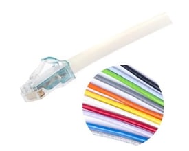 Grønt CommScope Mino6A Cat 6A U/UTP-patchkabel på 3,96 meter med RJ45-stik og rund farveillustration.