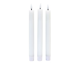 Tre LEDlife hvide LED stearinlys uden flammer, vist med hvid baggrund og grå bund.