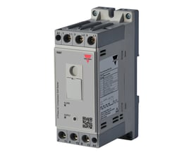 Carlo Gavazzi RSBT-softstarter til skruekompressor med gråt kabinet, synlige tilslutningsklemmer og frontbetjening.