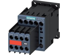 Siemens SIRIUS kontaktorrelæ med sort hus og synlige skrueterminaler, 5 NO + 3 NC og 24 V DC.