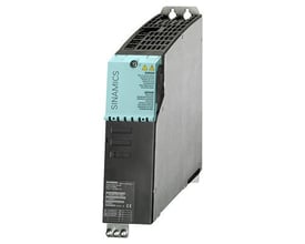 Siemens Sinamics S120 dobbeltmotor modul med 1,7A/1,7A output, fremstår kompakt med integreret køling og tydelig mærkning.