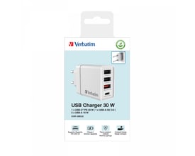 Emballage med Verbatim CHR-30EU2 USB-oplader, en hvid vægoplader på 30 W med fire USB-porte.