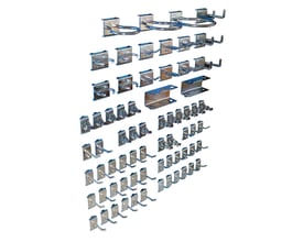 Komplet sæt af 69 stykker Maskinfabrikken Universal kroge og ophæng til hulplader, fremstillet af blank metal på hvid baggrund.