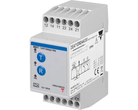 Carlo Gavazzi jordfejlsrelæ, 30 mA Type A, set forfra og fra siden med blå testknapper og tilslutningsklemmer.