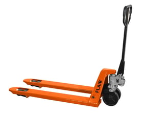 FLAIR FL25102 palleløfter med 2500kg kapacitet og 1150mm gafler i orange stål med sort håndtag.