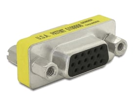 DeLock VGA gender changer adapter med sølvfarvet metalhus og gul mærkat med tekst om USA patent.