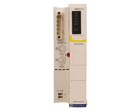 Schneider Electric STB NIM Devicenet modul med modelnummer NDN2212, viser adresseskive og 24 VDC tilslutning.