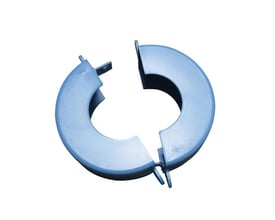 Blå plomberingsbøjle til vandmåler med åbent kliksystem og tap, QN2,5, til tilslutning på 1" x 3/4".