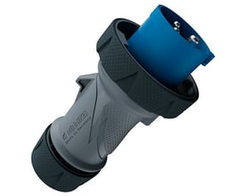 Mennekes PowerTOP Xtra R CEE-stikprop på 32 A med blå stikdel og ergonomisk gråt hus, set skråt forfra.