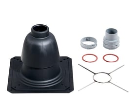 Vaillant Flex røggasrørsæt 80mm, viser alle komponenter samlet på en hvid baggrund: skorstensinddækning, overgangsstykker, ringe og fastgørelse.