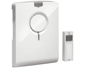 Grothe Klokke trådløs Echo i hvid, vist sammen med den tilhørende trykknap med indbygget blits.