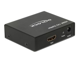 Sort DeLOCK HDMI-splitter med én HDMI-indgang og strømstik på fronten, til fordeling af signal til to skærme.