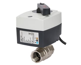 Danfoss AMZ 112 zoneventil med 1/2" muffetilslutning og 24V AC forsyning, tydeligt mærkat med produktinformation.