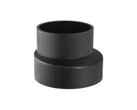 Geberit 75 til 63 mm excentrisk reduktion i sort PEH, vist forfra med synlig brand-logo.
