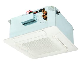 Clint TXW 184 4-vejs fancoil med hvidt panel, vist skråt nedefra med kabinet og rørtilslutninger.