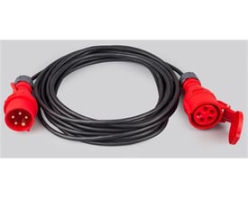 CEE-kabelsæt med sort 10 meter kabel og røde 5-polede stikpropper til 16 A.