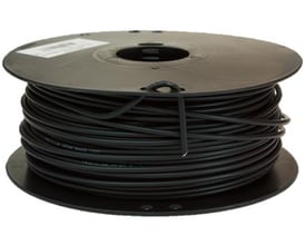 Texiline HF90 monteringsledning i sort med 6 mm² tykkelse, oprullet på en stor sort kabeltromle med hvid mærkat.