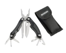 Ironside-multitool med 10 funktioner og længde 157 mm, udfoldet med flere værktøjer og sort tekstilhylster.