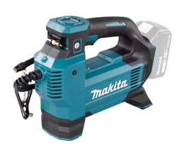 Nærbillede af Makita akku luftpumpe DMP181Z, der viser batteriindsats og ventilkobling.