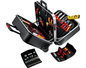 Værktøjskuffert Knipex BIG Twin Move elektro vist åben, med synlige VDE-godkendte værktøjer, samt separat tilbehørstaske og sokkelsæt.