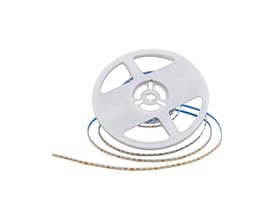 V-TAC LED stribelys på en rulle med 128 LED/m, 10W/m, 4000K og 24V, præsenteret på en hvid baggrund.