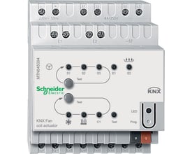 Schneider Electric KNX fancoil aktuator til DIN-skinne montering, med tydelige terminaler og betjeningsknapper.