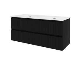 Sanibell Proline møbelsæt i matsort med lodrette lameller, 121x46 cm, med to grebsfrie softclose skuffer og hvid porcelænsvask.