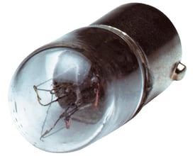Siemens glimlampe til 115V signalsøjler med BA15d sokkel og 5W effekt, viser glødetråden tydeligt i det klare glas.