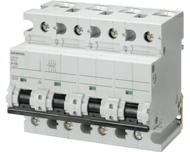 Siemens SENTRON automatsikring med fire poler, B-karakteristik og 80 A, vist forfra med fire sammenkoblede vippekontakter.