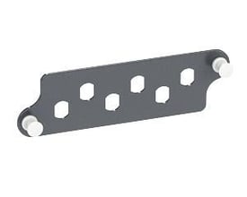 Lauritz Knudsen Actassi 19-C fiberadaptorplade med plads til seks ST simplex MM adaptere og to hvide plastnitter, klar til montering.