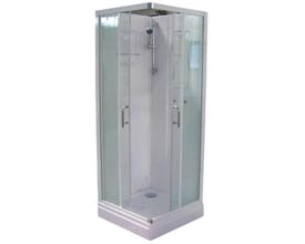 Komplet brusekabine med bagpanel i hvid sanitetsakryl, komplet med shampoohylde og krom brusestang.