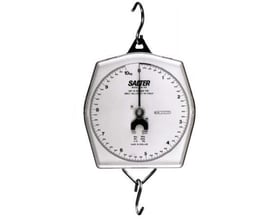 Salter 235-6S mekanisk hængevægt, hvid med sort skrift, kan måle op til 50 kg og har tydelig skala med tal.