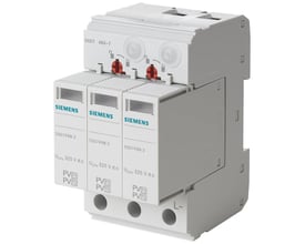 Siemens 5SD7 T1+2 overspændingsafleder med 3 moduler, designet til 1050V DC solcelleanlæg med 40kA kapacitet.